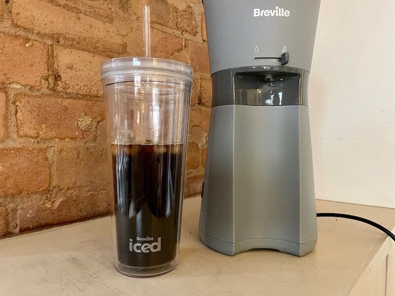 Breville Iced machine en koffie in tumbler