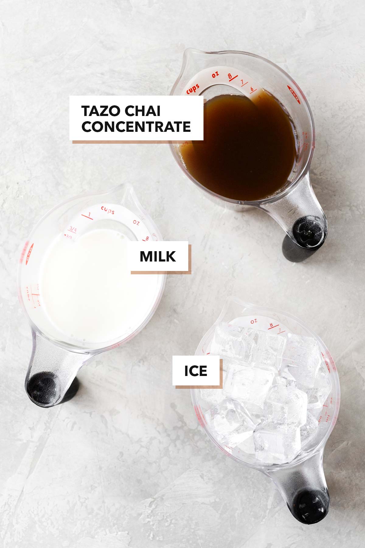 Starbucks Iced Chai Tea Latte Copycat ingrediënten.